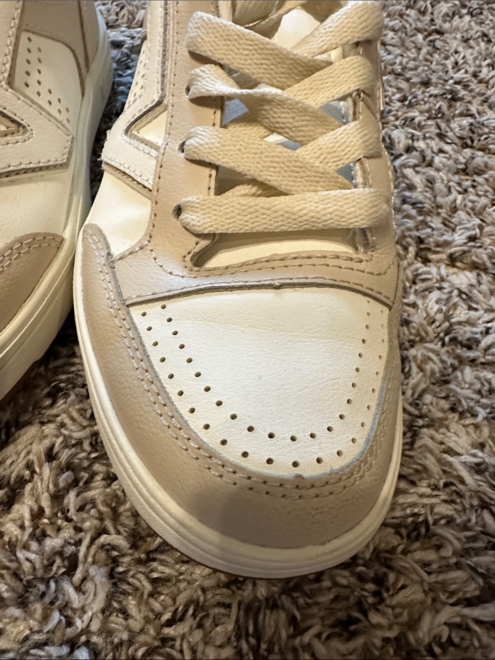 Women's Vans 6.5 - Picture 11 of 13